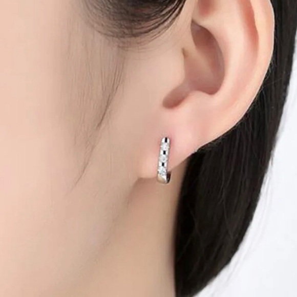 Dainty 925 Silver Plated Pierced Earrings with 3 Rhinestones - Picture 2 of 5